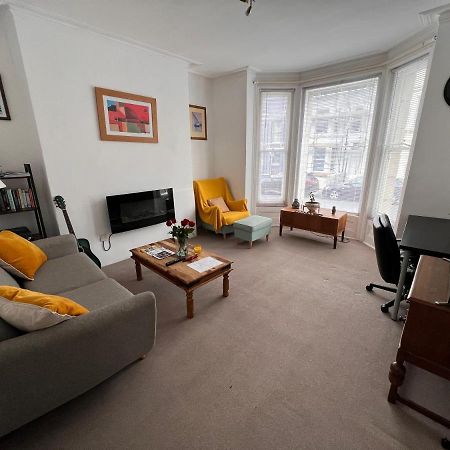 Lovely - 1 Bedroom Flat In Hastings Town Centre Eksteriør billede