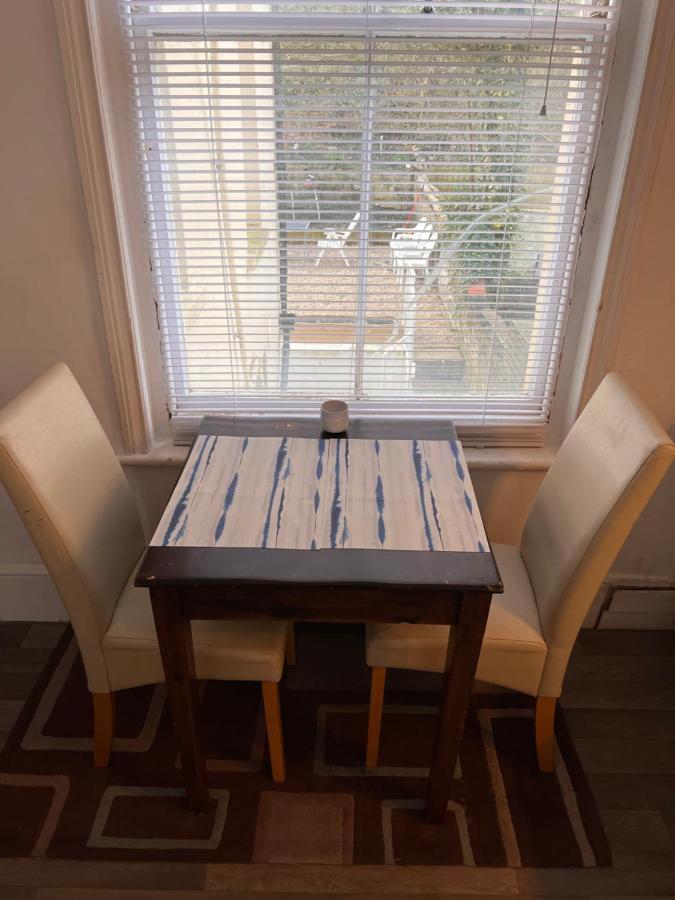 Lovely - 1 Bedroom Flat In Hastings Town Centre Eksteriør billede