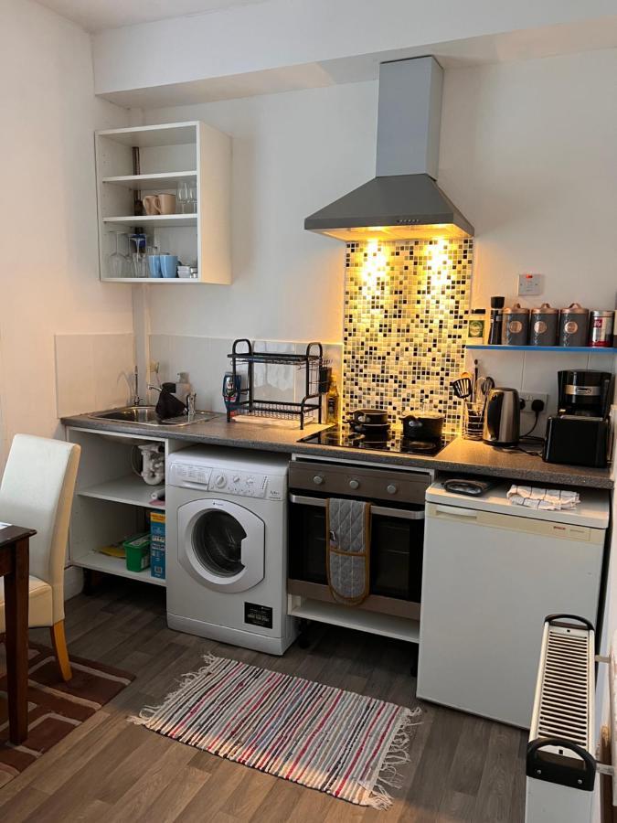 Lovely - 1 Bedroom Flat In Hastings Town Centre Eksteriør billede