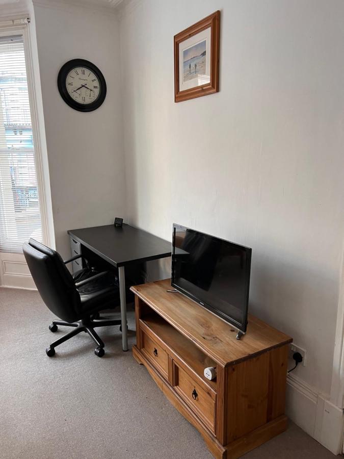 Lovely - 1 Bedroom Flat In Hastings Town Centre Eksteriør billede